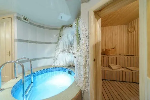 Apartment On St Bankovaya With Sauna And Swimming Pool Kiev