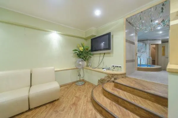 Apartment On St Bankovaya With Sauna And Swimming Pool Kiev 0*,  Oekraïne